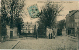 78 - Septeuil : Façade Du Château Et Place Du Pavé - Septeuil