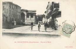 Gaillac * Toulza * La Place De La Mairie * Villageois Cyclistes - Andere & Zonder Classificatie