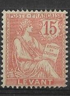 LEVANT N° 15* NEUF AVEC CHARNIERE MH - Ungebraucht