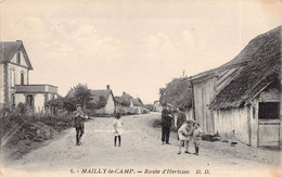 CPA France - 10 - MAILLY LE CAMP - Route D'Herbisse - D.D. - Mailly-le-Camp