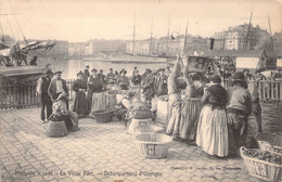 CPA France - 13 - MARSEILLE - 1051 - Débarquement D'Oranges - E Lacour - Oude Haven (Vieux Port), Saint Victor, De Panier