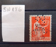 FRANCE SN 186 TIMBRE SUR 283 INDICE 7 PERFORE PERFORES PERFIN PERFINS PERFO PERFORATION PERFORIERT - Oblitérés