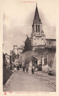 Castelnau D'estretefonds * Rue Du Village Et Le Clocher De L'église * Villageois - Andere & Zonder Classificatie