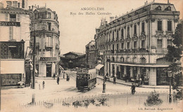 Angoulême * La Rue Des Halles Centrales * Tram Tramway - Angouleme