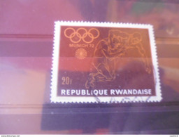 RWANDA  YVERT N°428 - Gebruikt