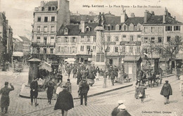 Lorient * La Place Bisson Et La Rue Des Fontaines * Commerces Magasins - Lorient
