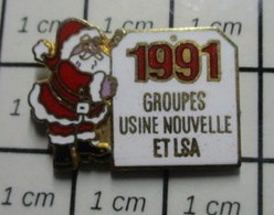 911B Pin's Pins / Beau Et Rare /  NOEL / PERE NOEL ! GROUPE USINE NOUVELLE ET LSA - Kerstmis