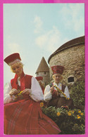 286920 / Estonia - Tallinn - At The Foot Of The Old Towers Regional Women Folk Costume Flowers PC Estland Estonie - Estonie