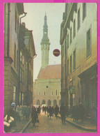 286934 / Estonia - Tallinn - Raekoda The Town Hall Building ,Street People Car Foto L. Saar PC Estland Estonie - Estonie