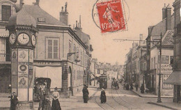 REIMS. - Les Six Cadrans Et La Rue Gambetta - Reims