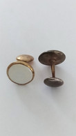 Anciens  Boutons Manchettes Support Cuivre Avec Pocelaine Blanche - Cuff Links & Studs