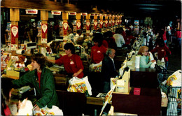 Connecticut Norwalk Stew Leonard's World's Largest Dairy Store - Norwalk