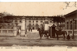 VALENCE CASERNE D'ARTILLERIE CHEVAUX SOLDATS MILITARIA - Valence