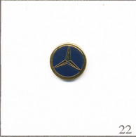 Pin's Automobile - Mercedes / Logo. Diamètre : 12 Mm. Non Estampillé. Zamac. T920-22 - Mercedes