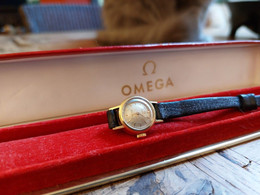 OMEGA LADYMATIC 1955 OR 18 CARATS - Orologi Antichi