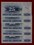 BOSNIA 5x 25.000 Dinara 24.12.1993 UNC Pick 54g   Hand Stamp Sarajevo - Bosnië En Herzegovina