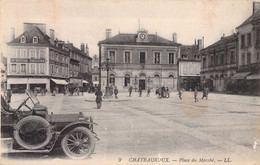 CPA FRANCE - 36 - CHATEAUROUX - La Place Du Marché - LL - Chateauroux