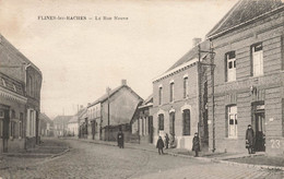 Flines Les Raches * La Rue Neuve * Débit De Tabac Tabacs TABAC Estaminet * Villageois - Autres & Non Classés