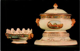 Russia Leningrad The Hermitage Museum Bowl For Wine Glasses And Tureen Imperial Porcelain Factory - Musées