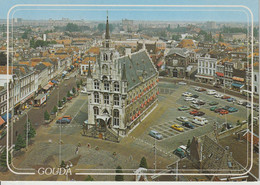 GOUDA  ( ZUID HOLLAND  )  C P M    PANORAMA-     (23  /  1  / 137  ) - Gouda