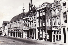 2650	210	Zierikzee, Kleine Of Gasthuiskerk, Vrijpoortje, Gevel ,,De Witte Swaen’’ - Zierikzee