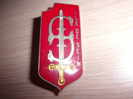 Insigne Promotion EOR COET " ILE DE SEIN " - Résistance - FFL - Occupation - Armée De Terre