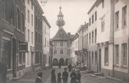 CPA Carte Photo Belgique - Visé - Magasin La Vierge Noire - Levure Royale - Animé - Wezet