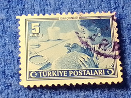 TÜRKİYE- 1940-50-    5K.    İNÖNÜ   SERİSİ   DAMGALI - 1934-39 Sandschak Alexandrette & Hatay