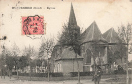 Hondeghem * 1906 * Place Et église Du Village * Villageois - Autres & Non Classés