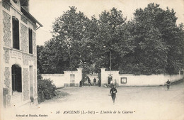 Ancenis * Place Et Entrée De La Caserne Militaire * Bureau Octroi - Ancenis