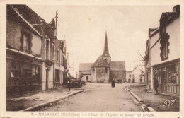 Malansac * La Place De L'église Et Route De Redon - Other & Unclassified