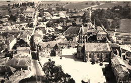 Ségonzac * Vue Aérienne Sur La Place De L'église - Sonstige & Ohne Zuordnung