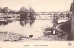 CPA FRANCE - 36 - LE BLANC - Le Pont Et Le Bateau Lavoir - Le Blanc