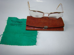 Ancienne Lunette René DUPAYS Optique Opticien à Vichy Monture Fine Et Dorée + Boite étui - Occhiali