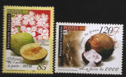 Polynésie 1999 N° 588 / 9 ** Fruits, Fenua, Fruit, Arbre à Pain, Uru, Noix De Coco, Cocotier, Cocos Nucifera, Pulpe - Neufs