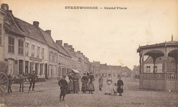 Steenwoorde * Grand'place * Kiosque à Musique * Villageois - Steenvoorde