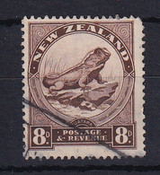 New Zealand: 1936/42   Pictorial   SG586     8d   [Perf: 14 X 13½]    Used - Oblitérés
