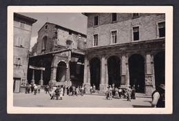 Carte Photo Italie Urbino Piazza Della Repubblica ( Animée 54449) - Urbino