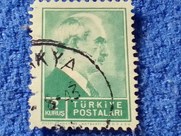 TÜRKİYE- 1942-44-  2K  PRESİDENT İNÖNÜ DAMGALI - Used Stamps