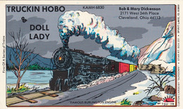 CARTE QSL - TRUCKIN HOBO & DOLL LADY - CLEVELAND OHIO - FAMOUS BURLINGTON ENGINE-  ILLUSTRATEUR - LOCOMOTIVE - RAILWAY - CB-Funk