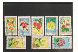 VIETNAM FLEURS LOT DE TIMBRES OBLITÉRÉS COTE: 18,00 € - Altri & Non Classificati