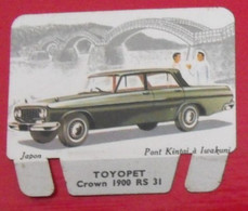 Plaque Toyopet. N° 96. Les Grandes Marques D'automobiles. Chocolat Cafés Martel Mota. Plaquette Métal Vers 1960 - Plaques En Tôle (après 1960)