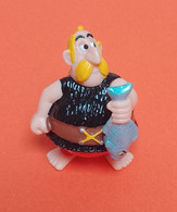 Astérix : Figurine Ordralfabetix ( Voir Photos ). - Poppetjes - Plastic