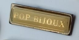 F458 Pin's Pop Bijoux Bijou Achat Immédiat - Parfum