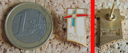 Réduction Insigne DAF Diocèse Aux Armées Fixation Pin's émail DIFFTONG Paris - Armée De Terre