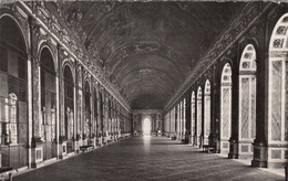 CARTOLINA  VERSSAILLES.ILE-de-FRANCE,FRANCIA,CHATEAU DE VERSAILLES-LE GALERIE DES BATAILLES,VIAGGIATA 1956 - Ile-de-France