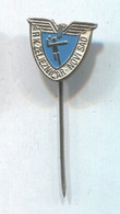 Handball Balonmano - RK Željezničar  Novi Sad Vojvodina ( Serbia ), Vintage Pin Badge Abzeichen - Pallamano