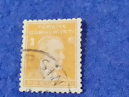 TÜRKİYE- 1930- 40-     3K       ATATÜRK  DAMGALI - Used Stamps