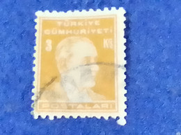 TÜRKİYE- 1930- 40-     3K       ATATÜRK  DAMGALI - Used Stamps
