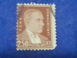 TÜRKİYE- 1930- 54-    250K    BİRİNCİ  ATATÜRK  DAMGALI - Used Stamps